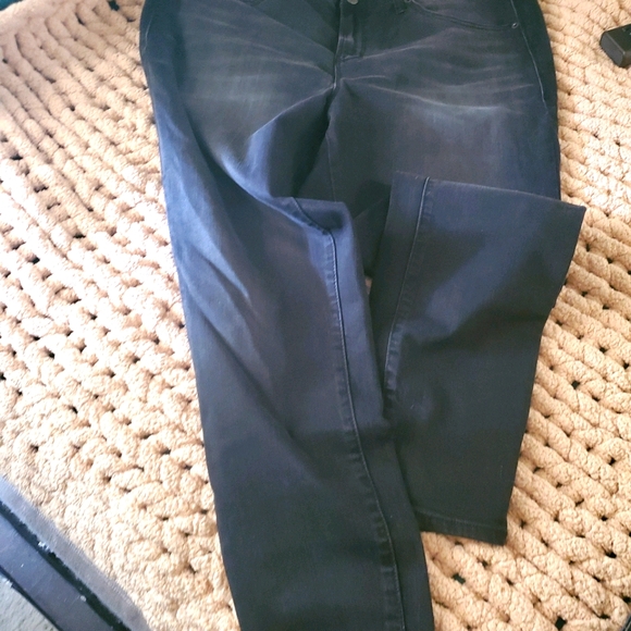 Womens jeans - Picture 1 of 2